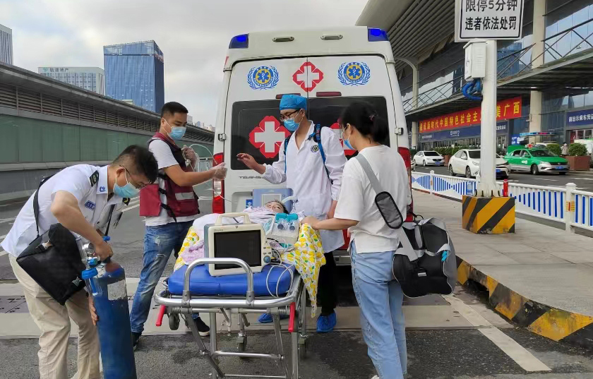 永嘉县救护车出租公司