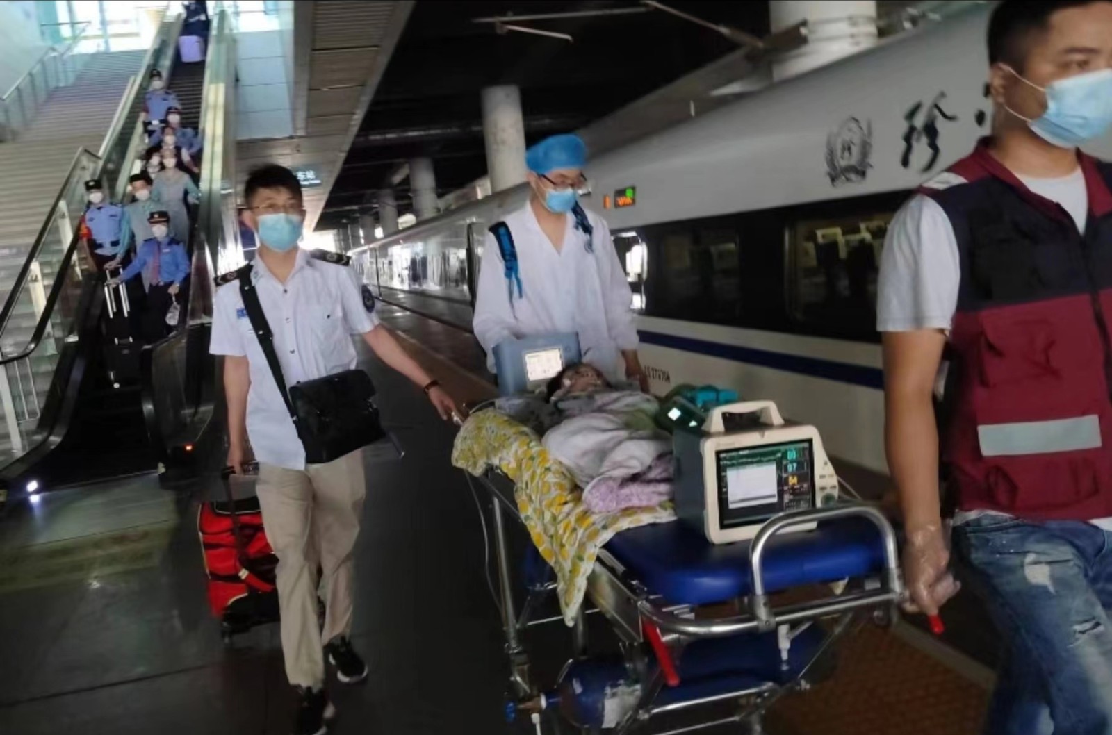 永嘉县高铁转运公司